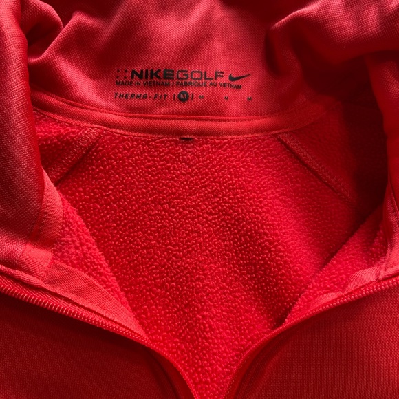 Nike Golf Pro Performance Therma Fit 1/4 Zippered Red Pullover Woman’s Medium - Picture 5 of 5